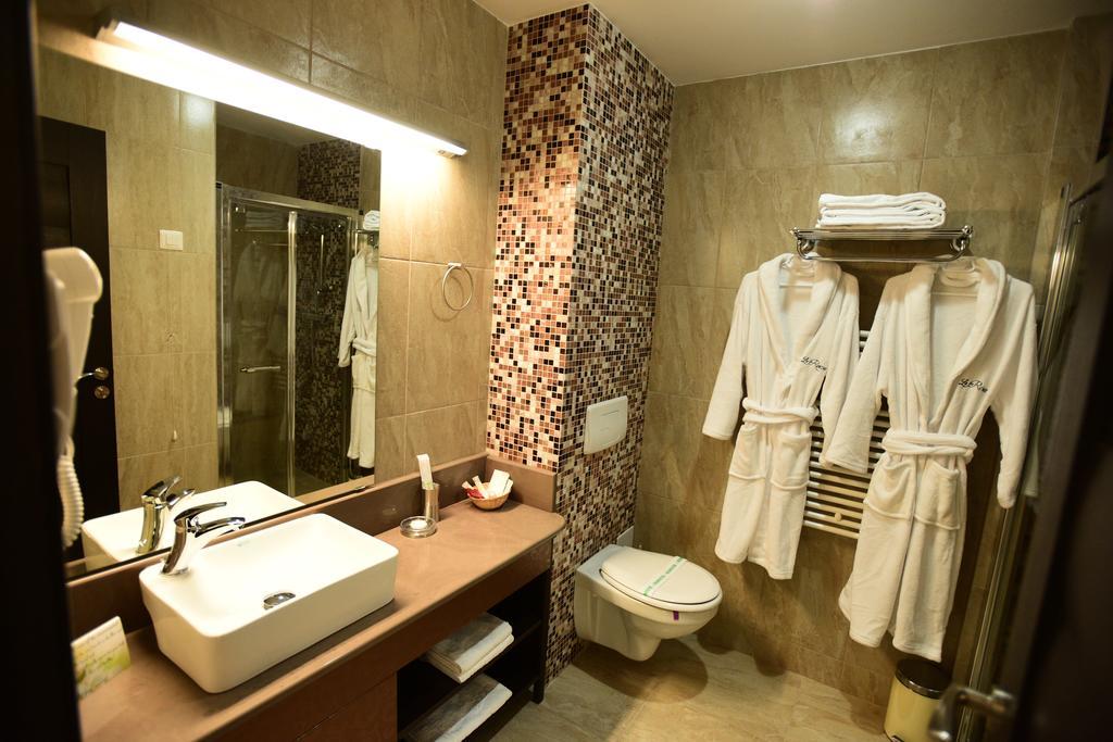 La Rocca Boutique Hotel Craiova Exterior foto